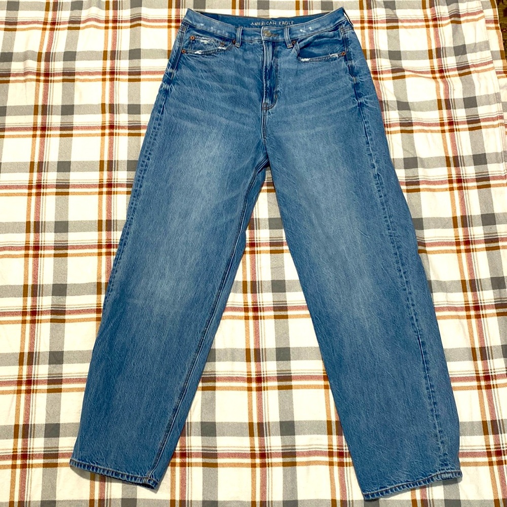 American eagle baggy mom jean!